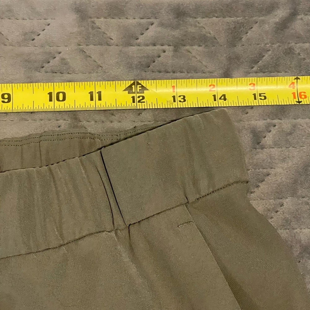 Lululemon pants‎ women’s size 6 green pre-owned condition - Picture 6 of 10